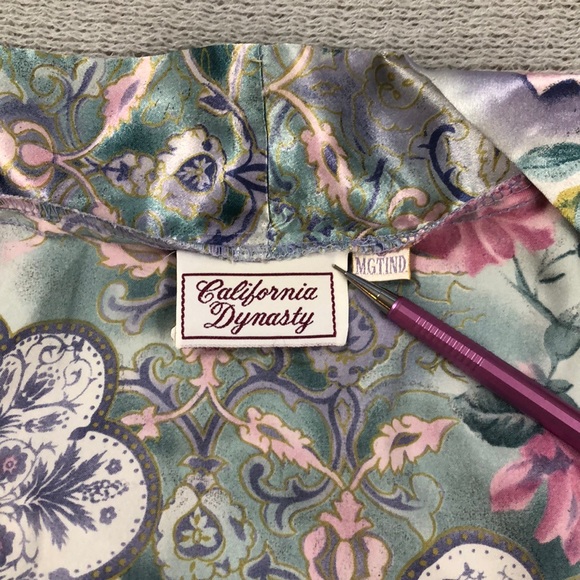 Vintage California Dynasty robe - Picture 7 of 7